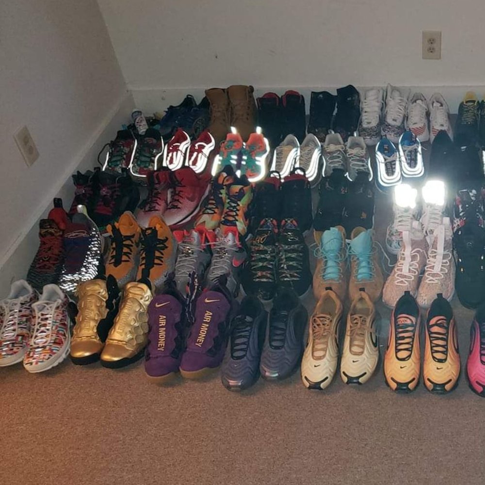 Sneakers